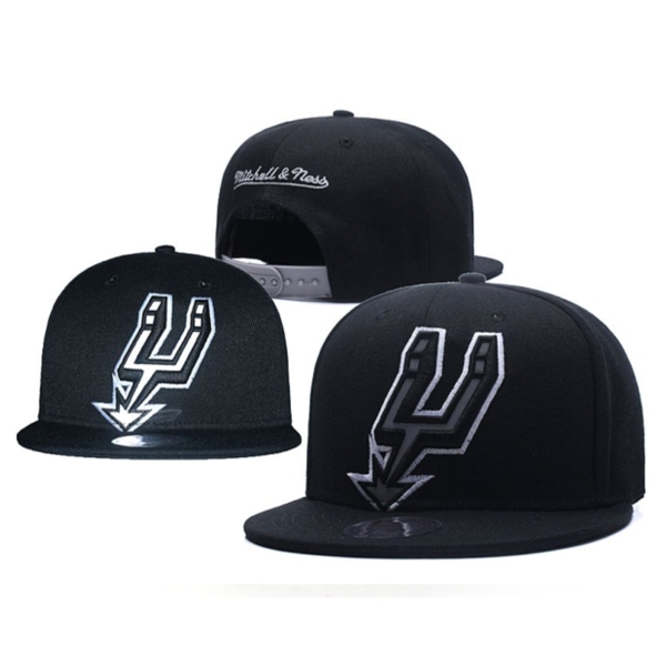Снепбэк San Antonio Spurs NBA Mitchell And Ness Black